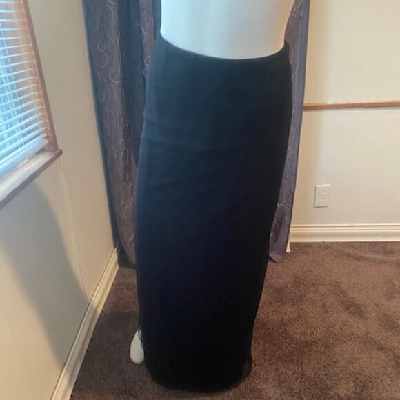Adrianna Papell Evening Essentials Black Sheer Maxi Skirt, size 12 - Picture 1 of 4